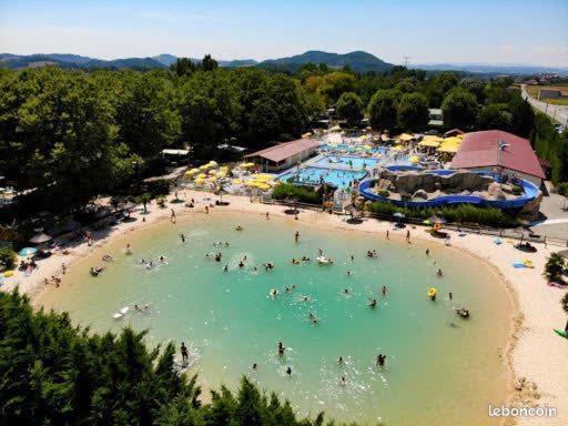 Mobilhome 6 Personnes Camping 4* Chateauneuf-de-Galaure Exteriör bild