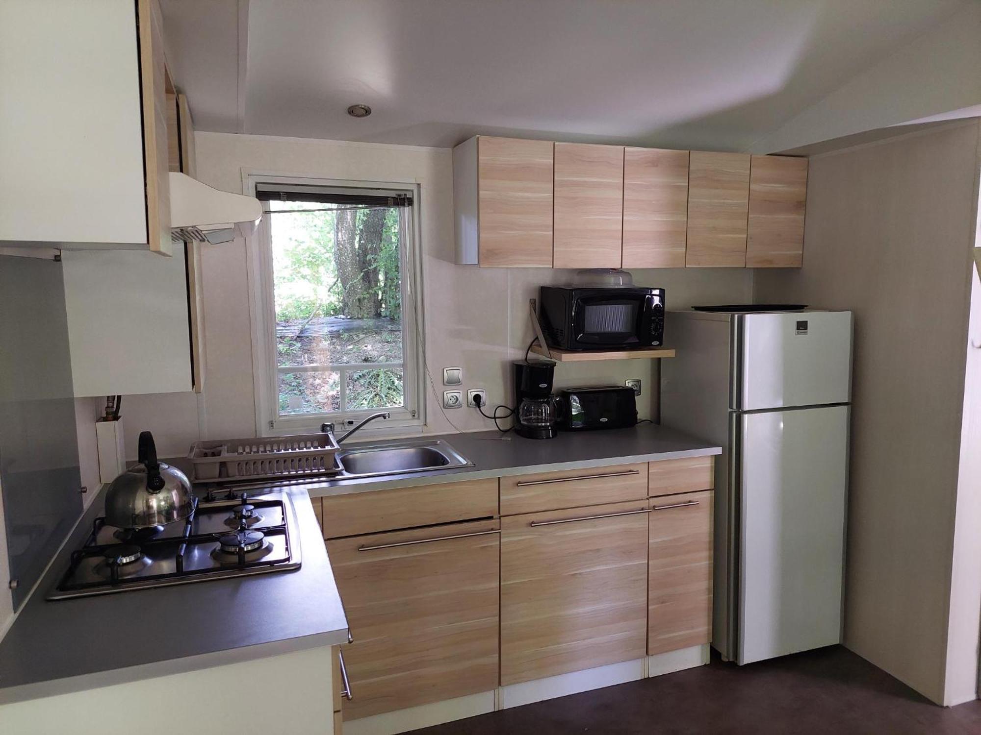 Mobilhome 6 Personnes Camping 4* Chateauneuf-de-Galaure Exteriör bild